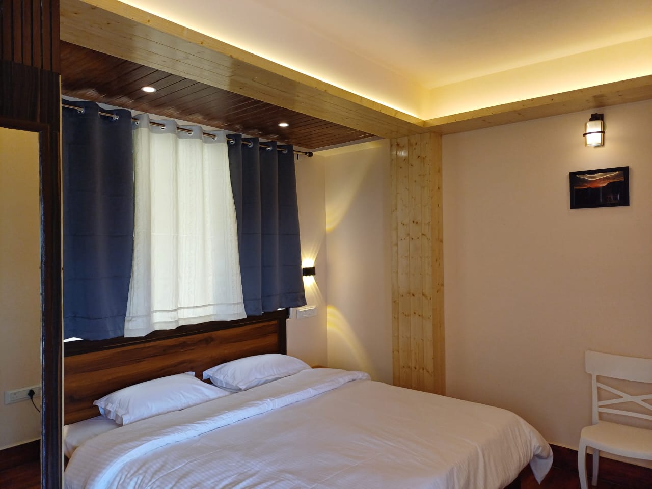 Suite room blue curtains